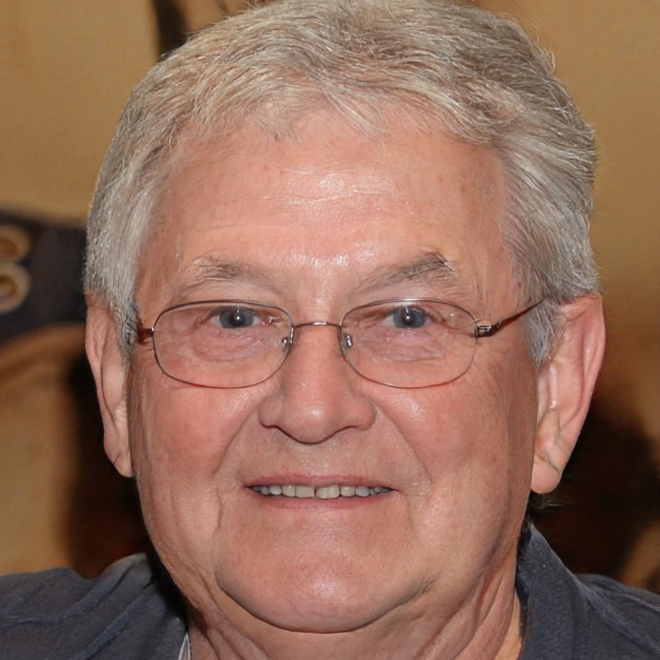 Dr. Henrik Brenner, leitender Finanzanalyst und Dozent